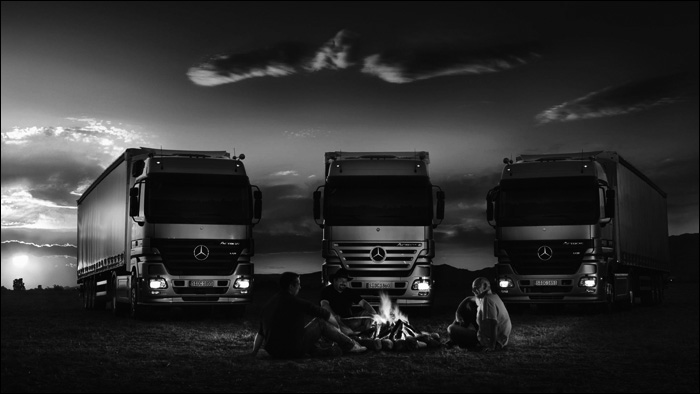Mercedes Trucks Kalender „Everyday Heroes“